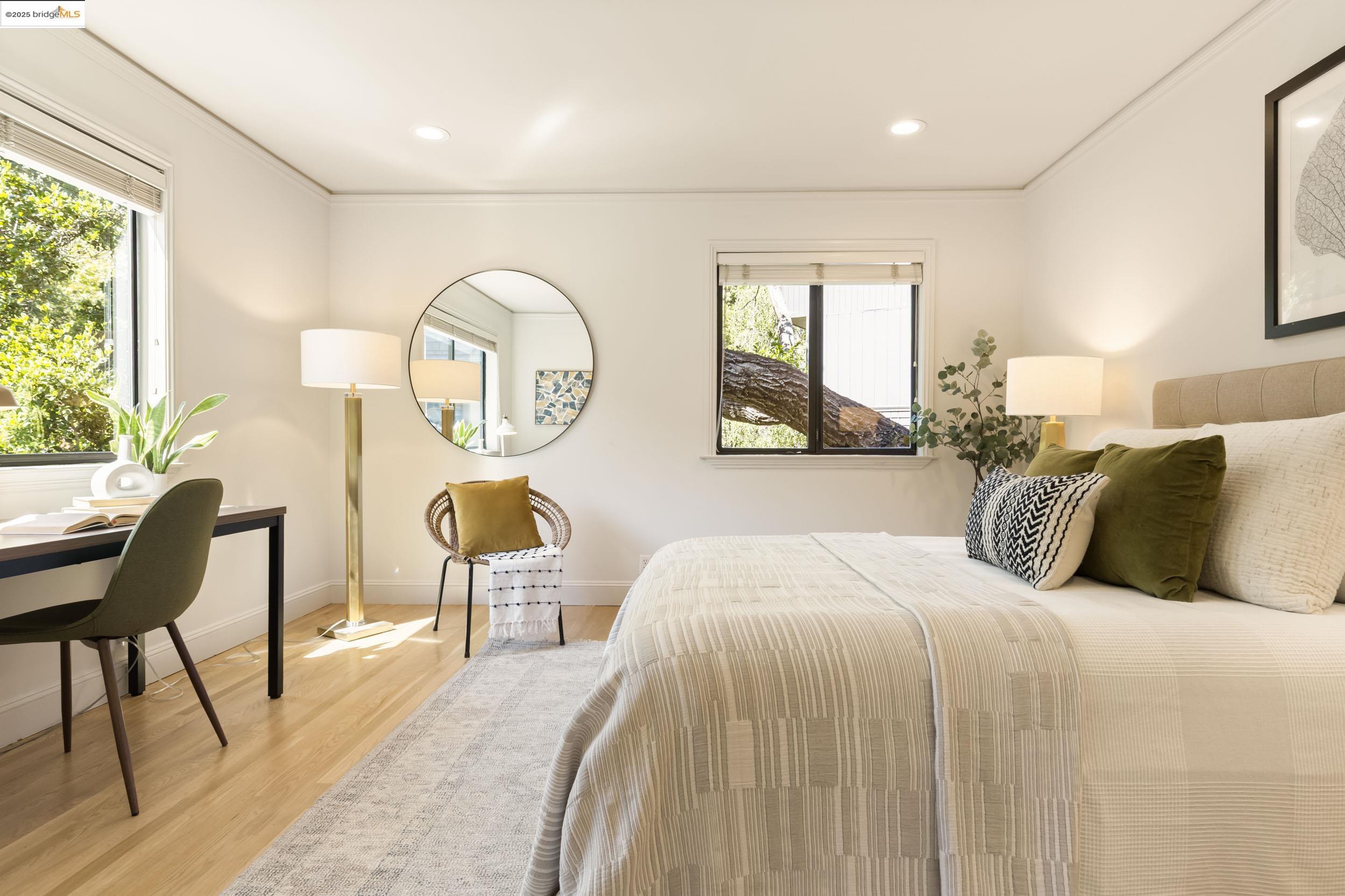 1721 Trestle Glen Rd