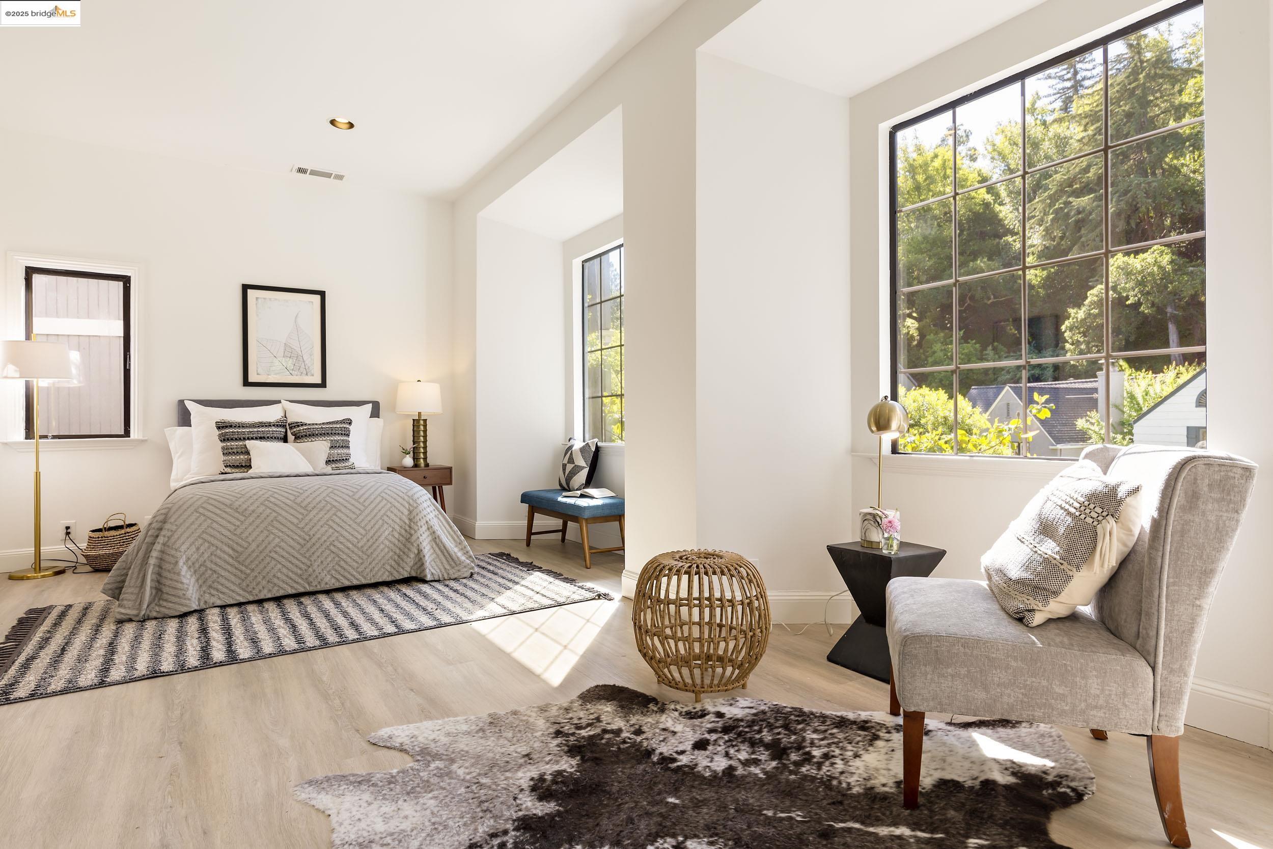 1721 Trestle Glen Rd