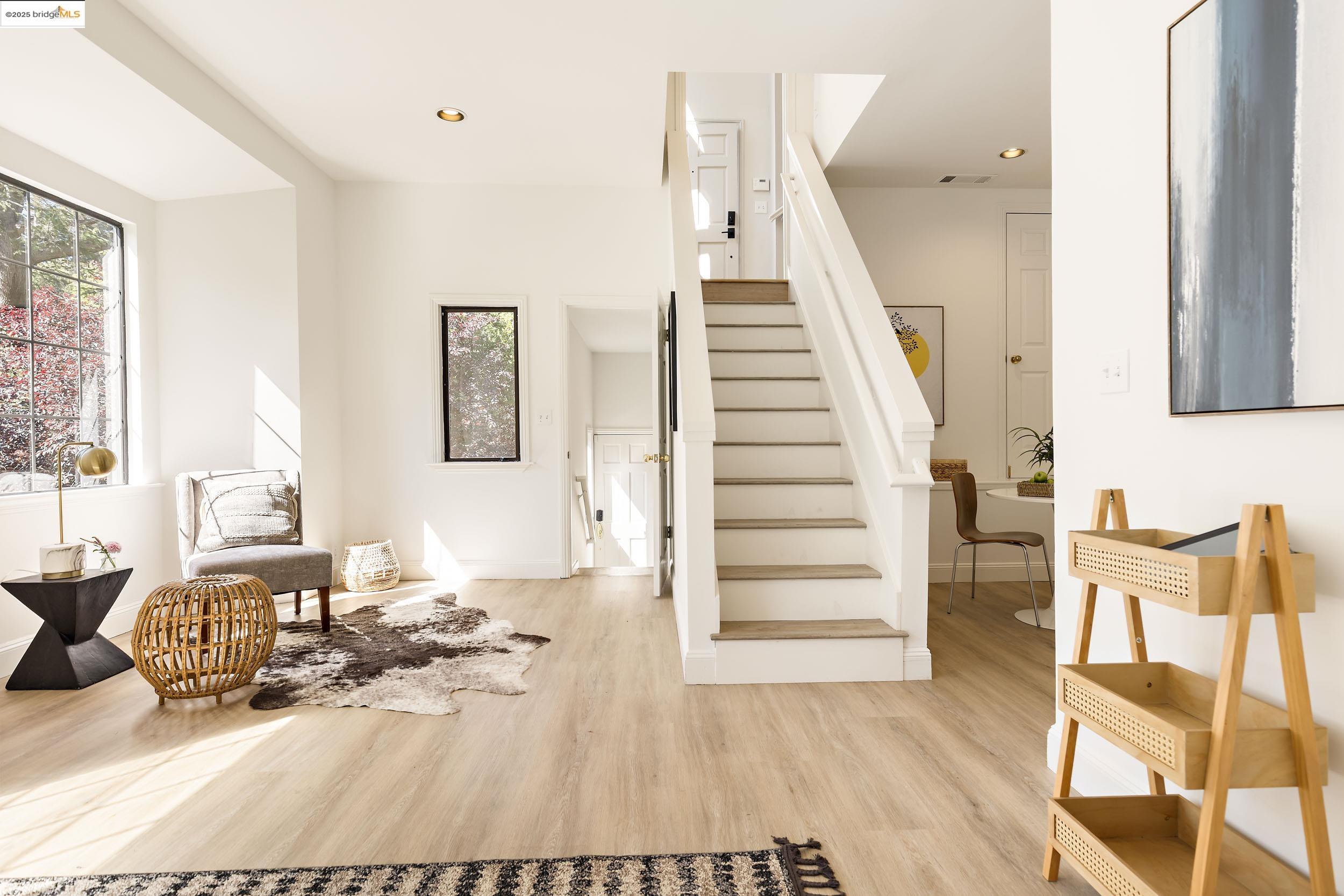 1721 Trestle Glen Rd