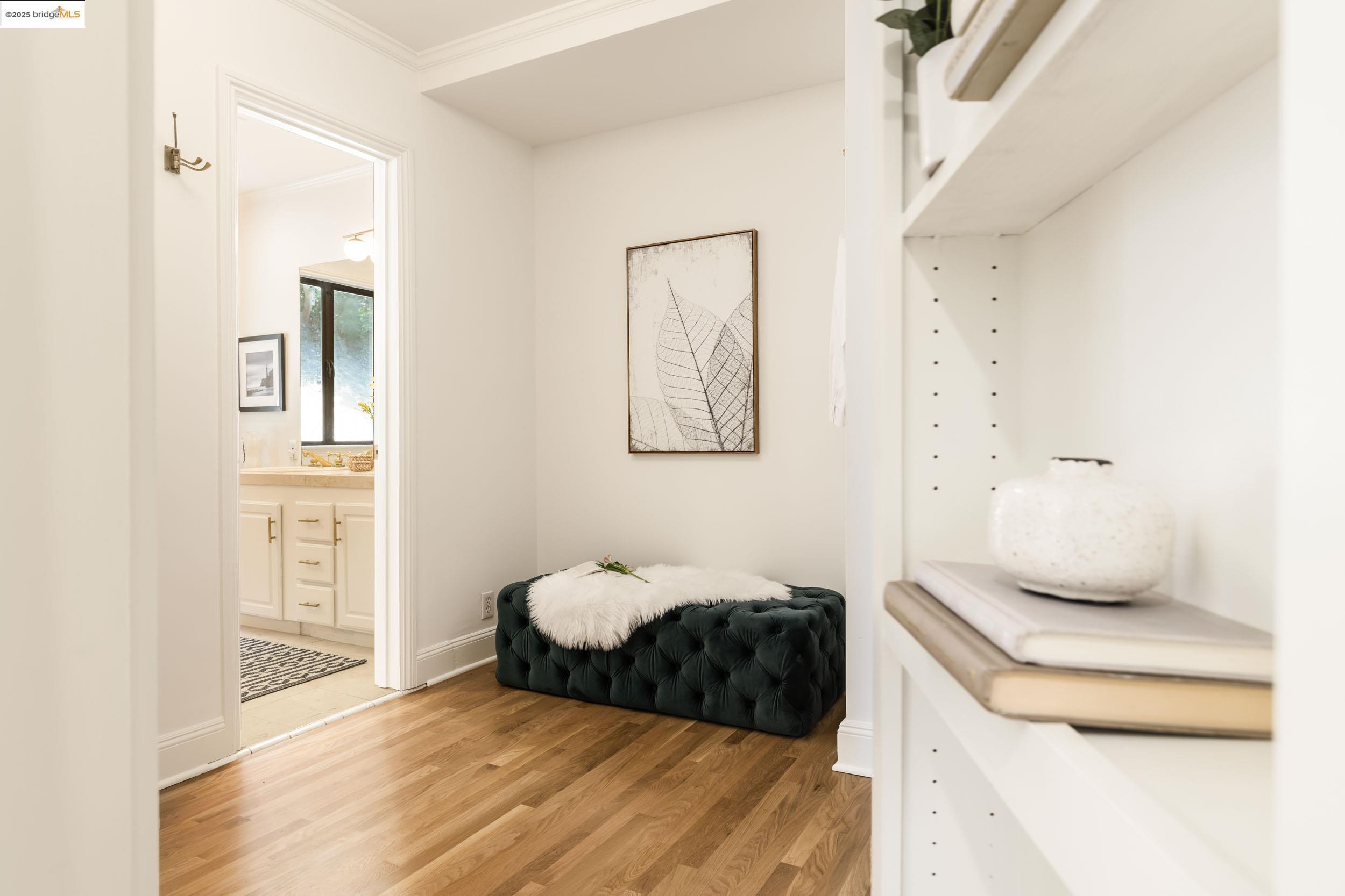 1721 Trestle Glen Rd