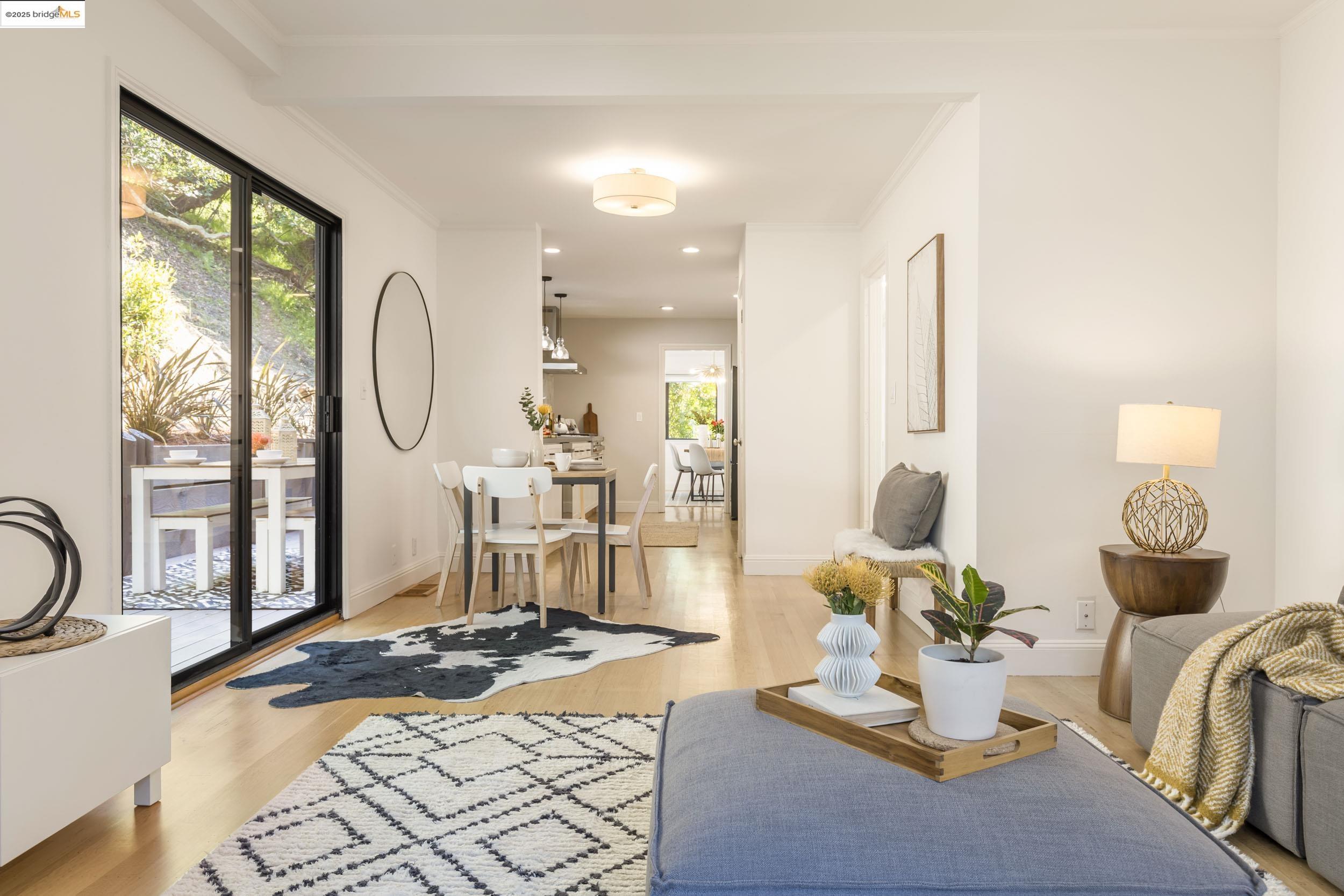 1721 Trestle Glen Rd