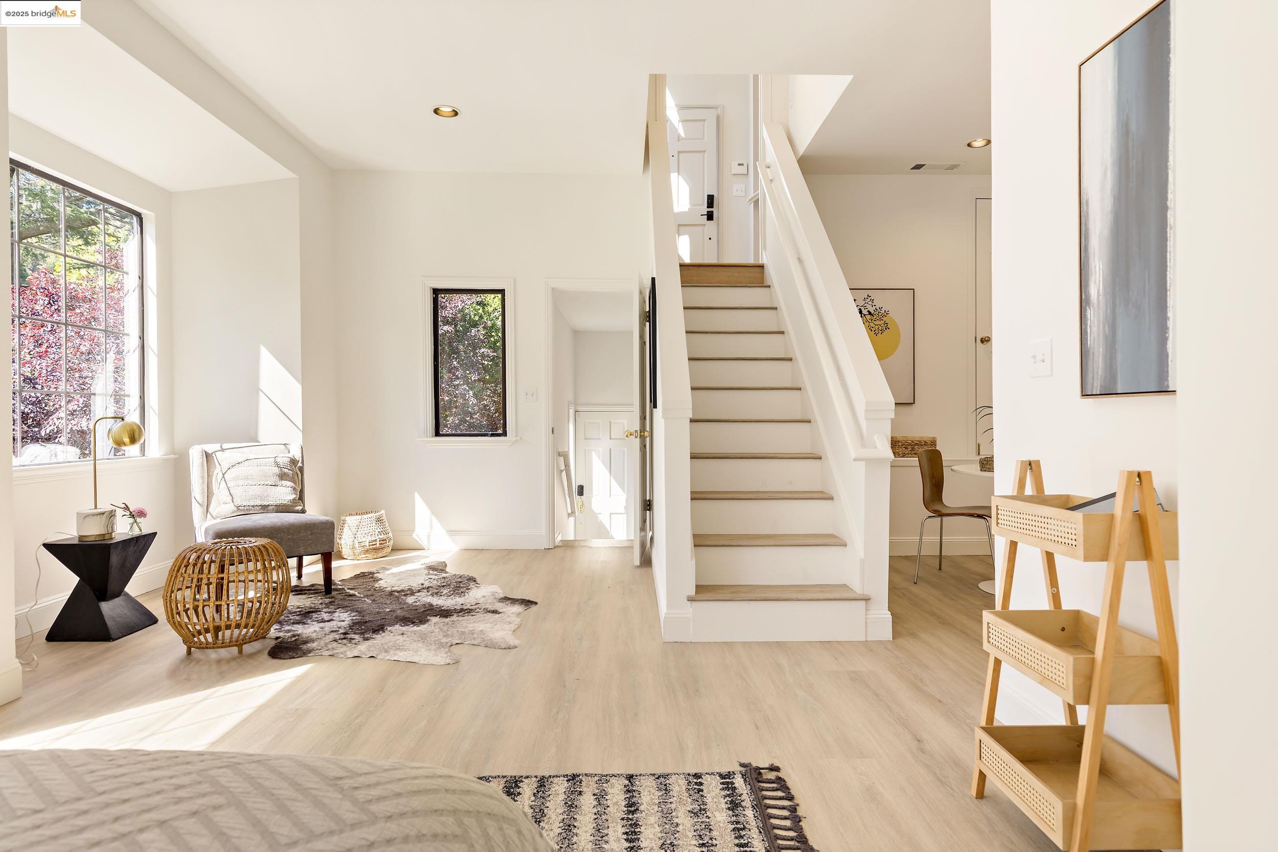 1721 Trestle Glen Rd