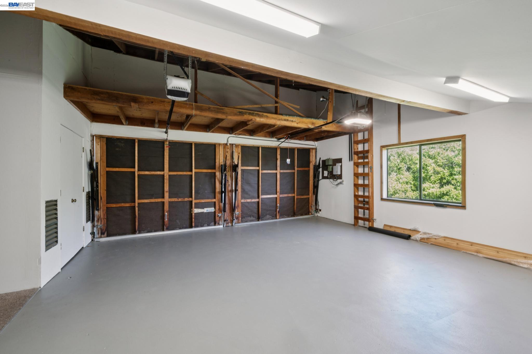 116 TAPPAN LANE