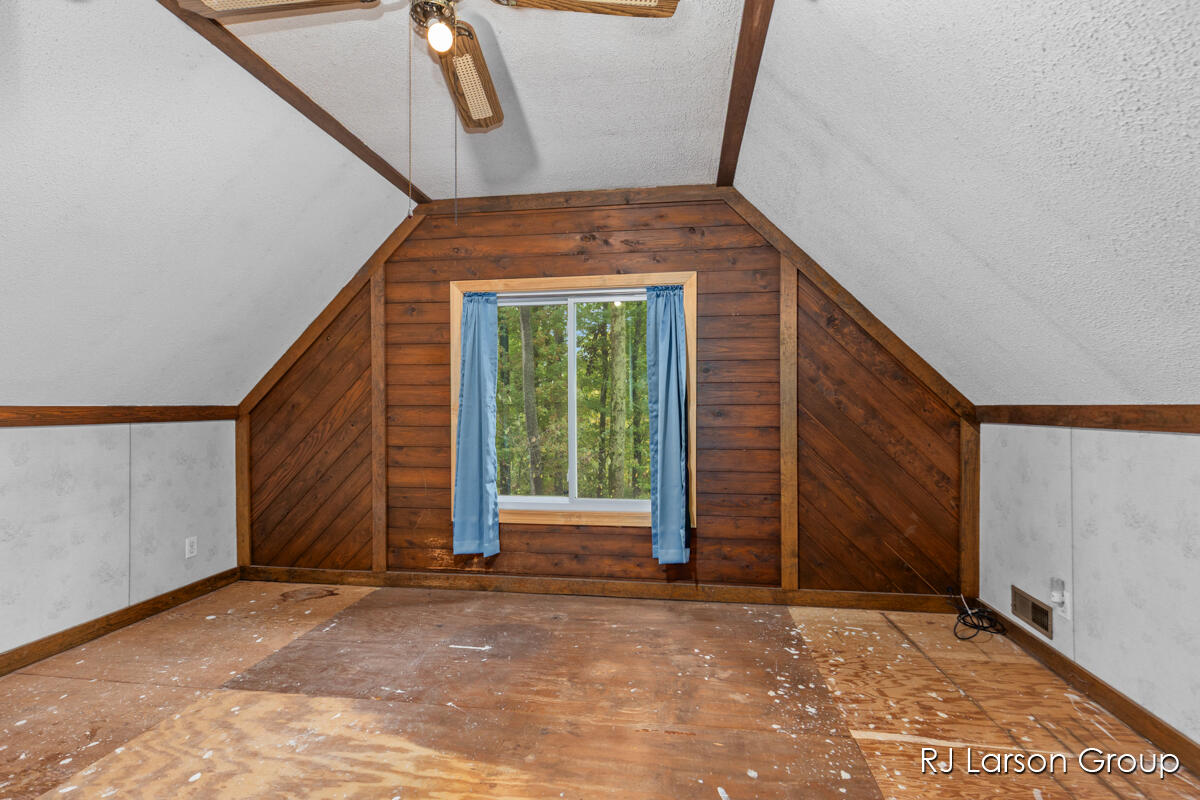 3490 Wood School Rd. Road