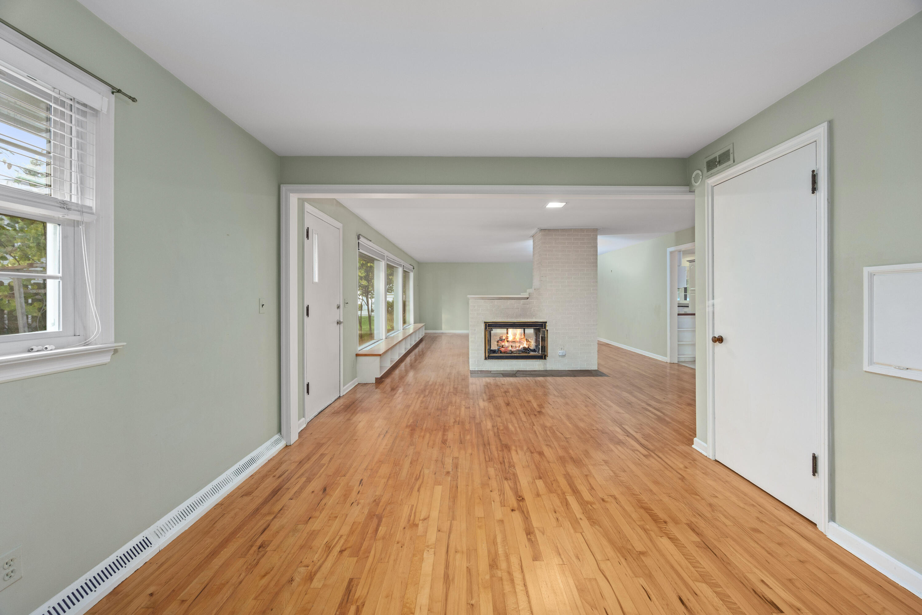 1560 Woodlawn Avenue SE, Grand Rapids