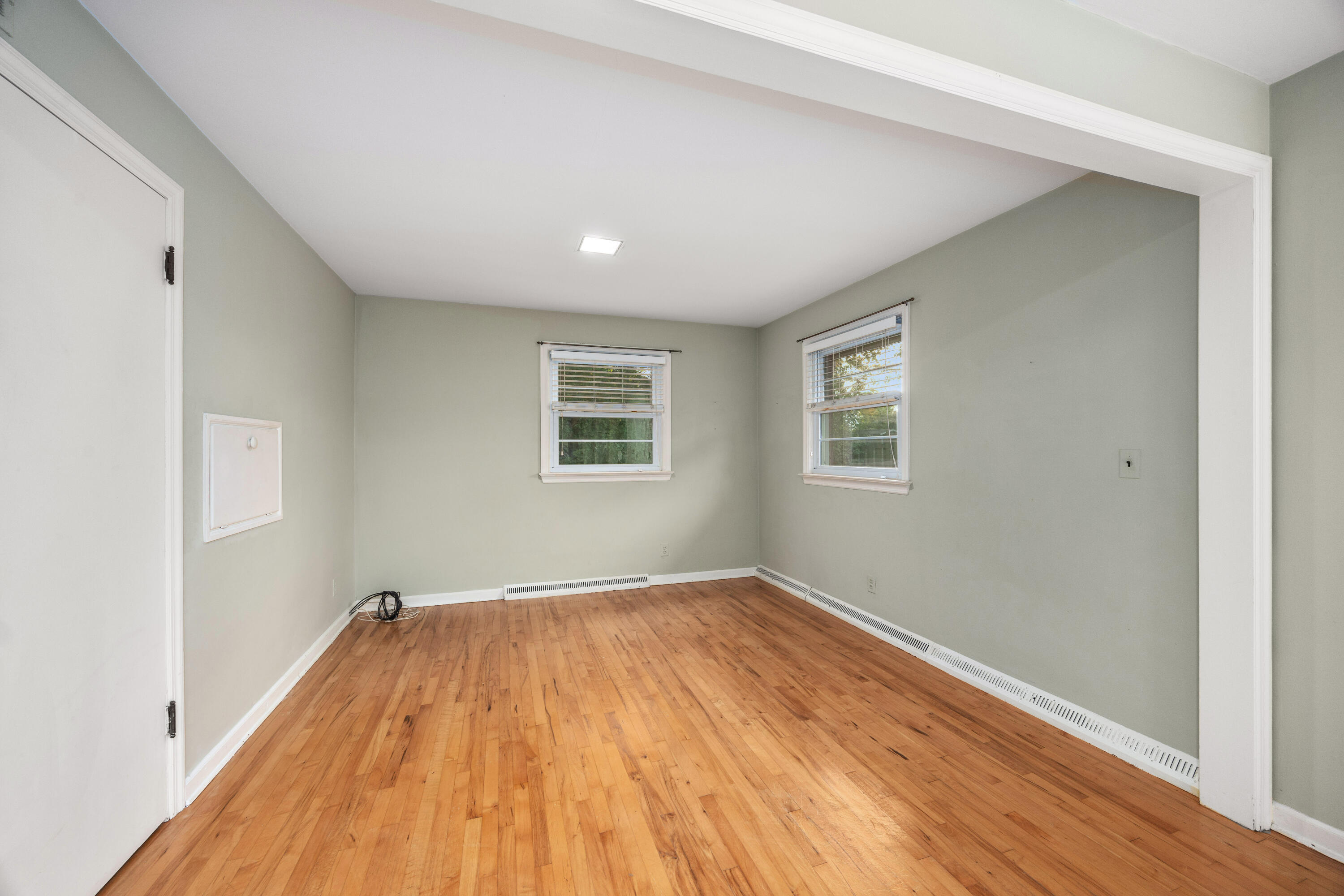 1560 Woodlawn Avenue SE, Grand Rapids