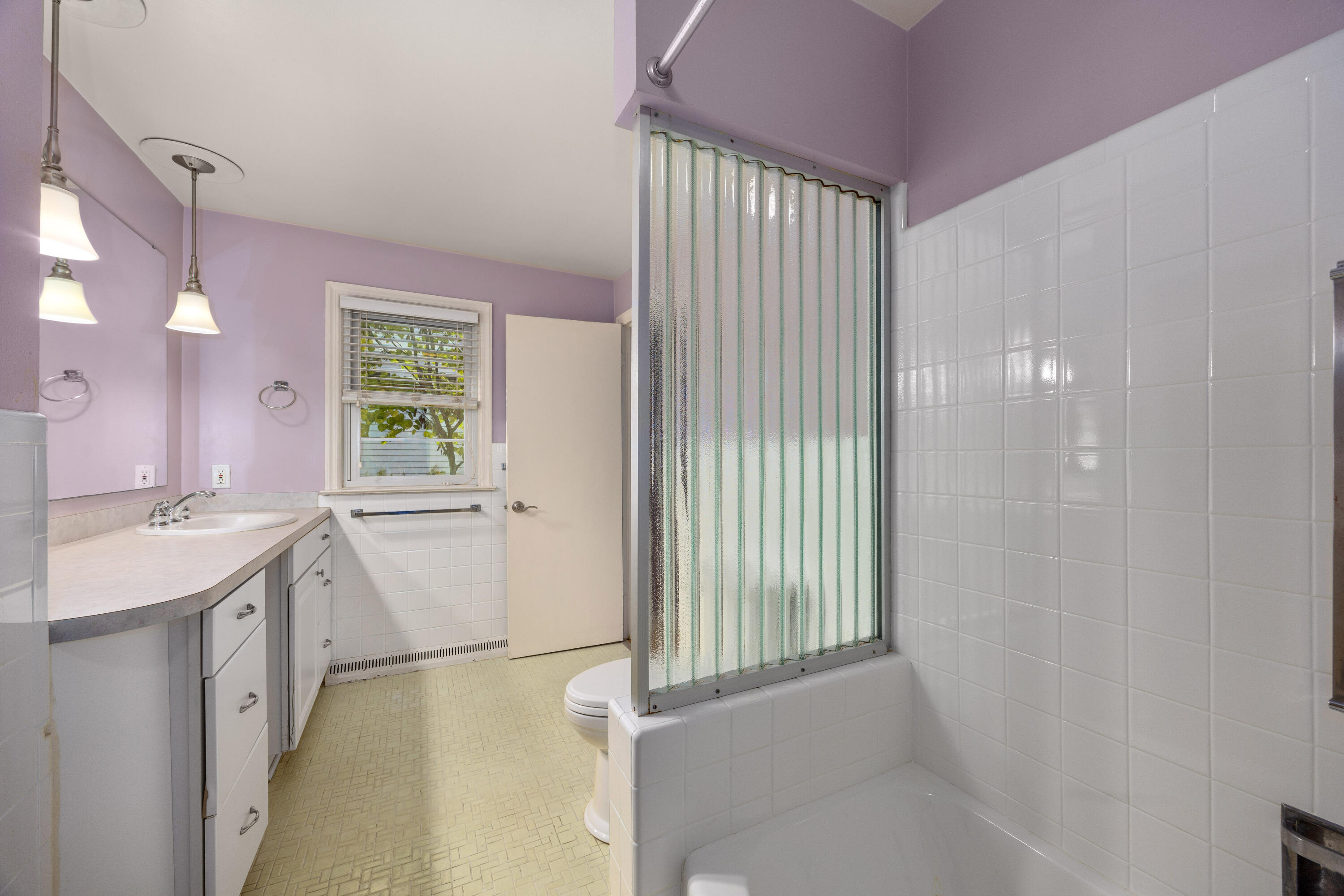 1560 Woodlawn Avenue SE, Grand Rapids