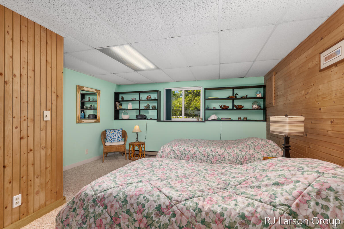 1027 Blue Star Highway