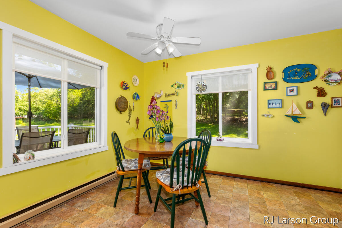 1027 Blue Star Highway