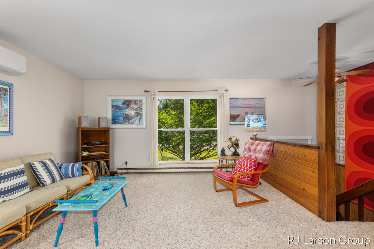 1027 Blue Star Highway