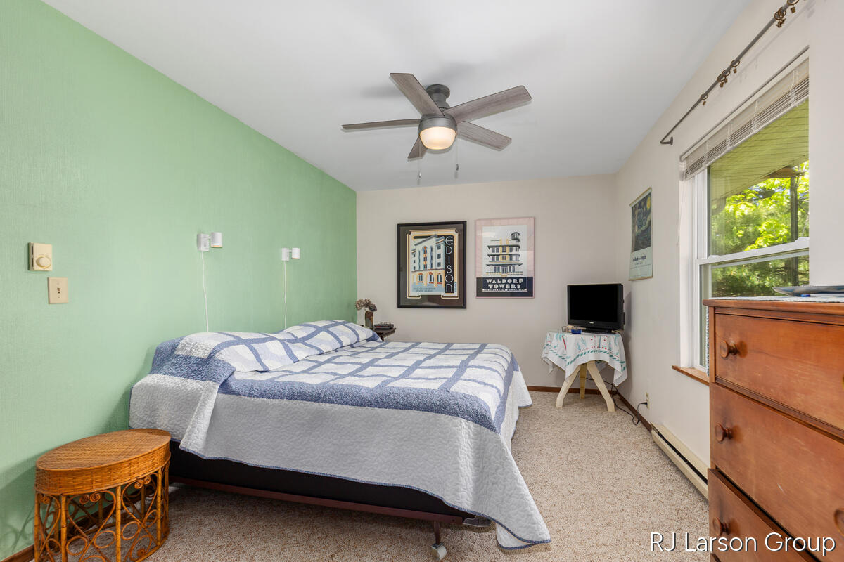 1027 Blue Star Highway