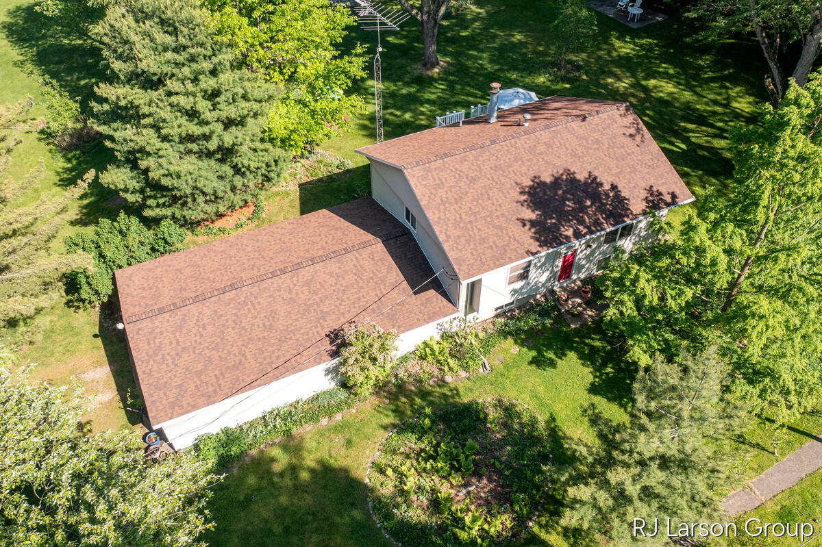 1027 Blue Star Highway