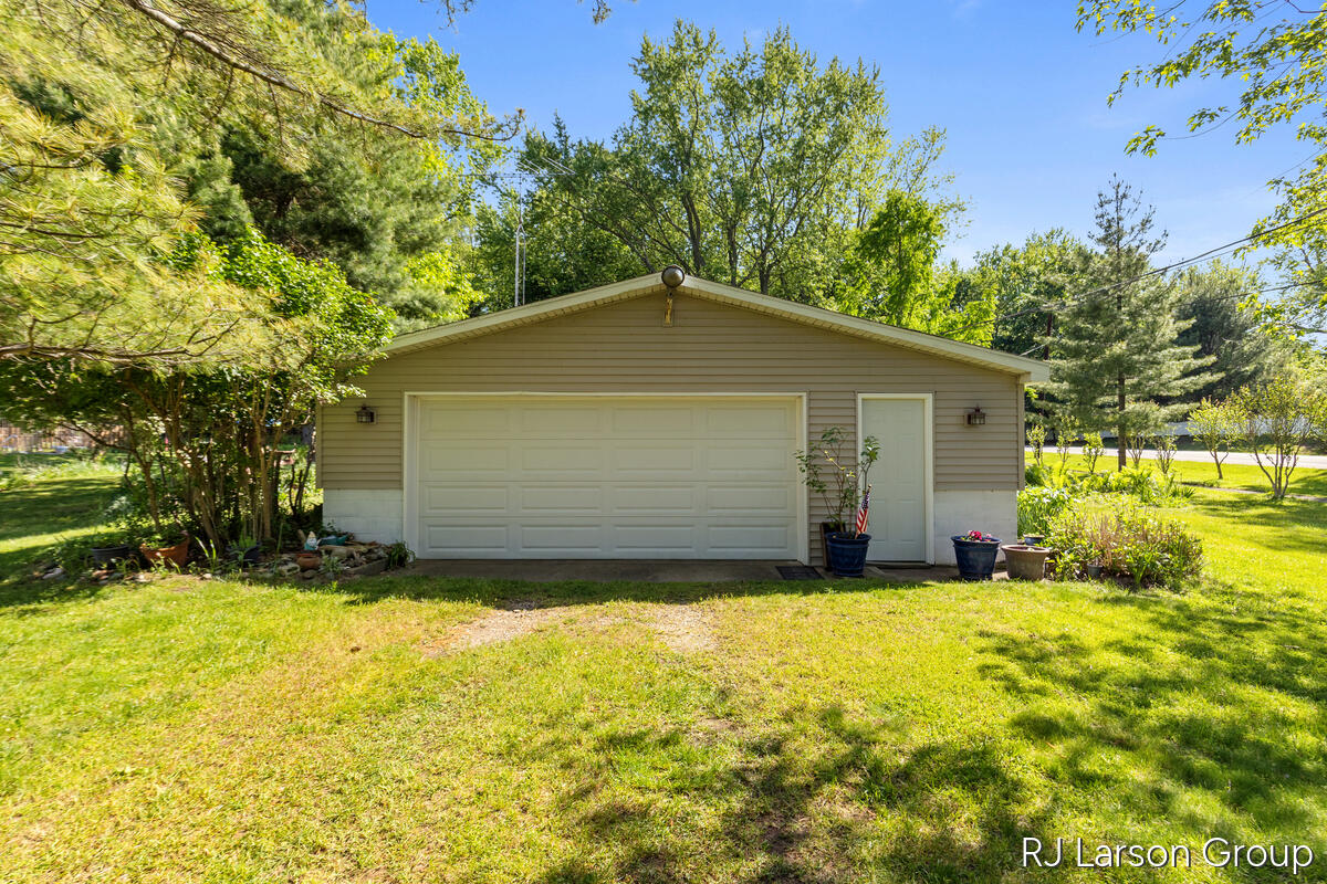 1027 Blue Star Highway