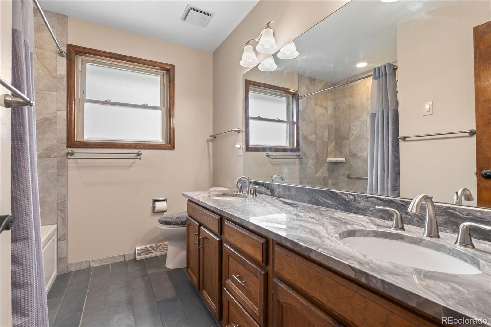 5951 Thunder Hill Road