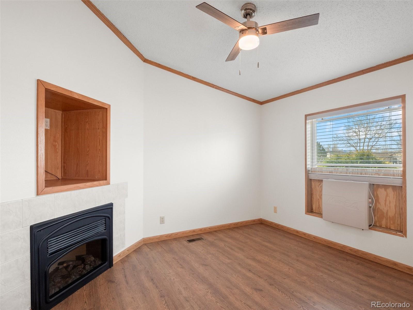 116 Versailles Street