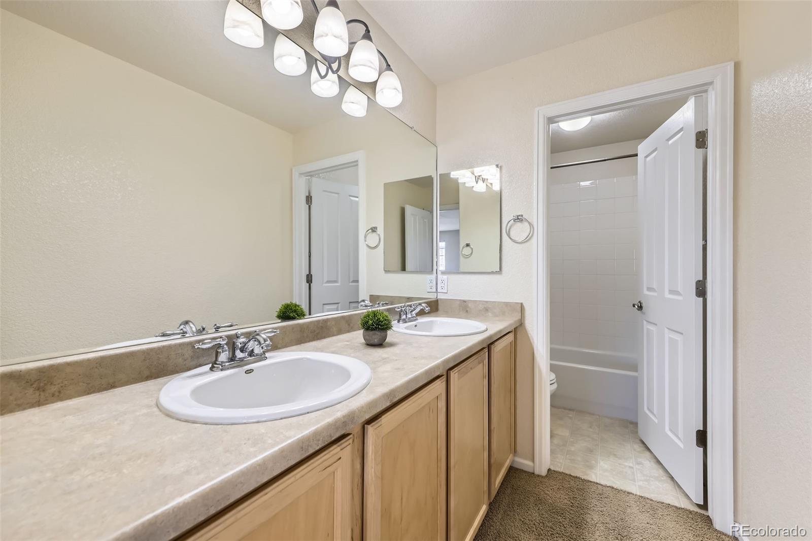 10206 Sedalia Street