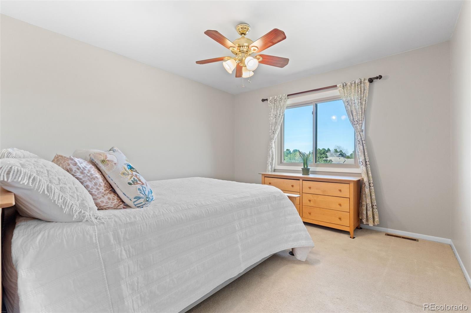 7787 Windfont Row