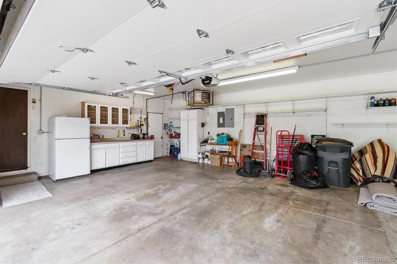5954 W Leawood Drive