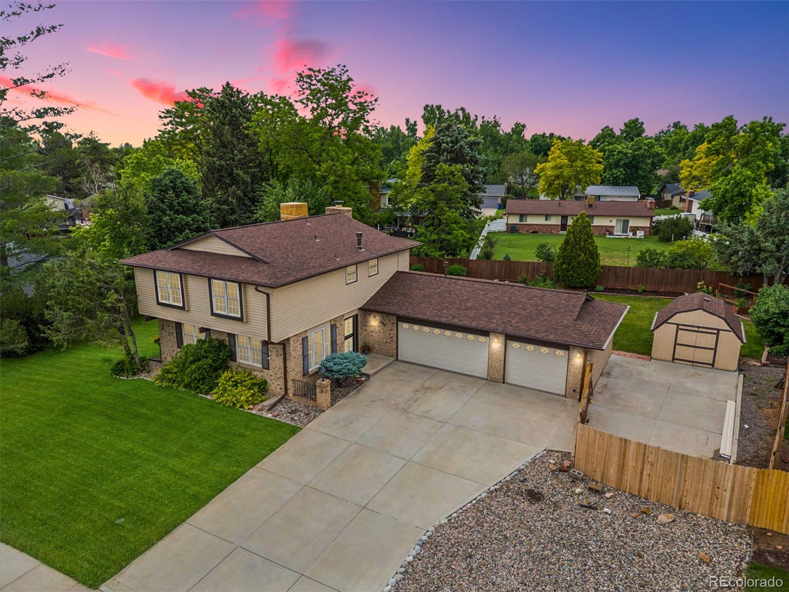 5954 W Leawood Drive
