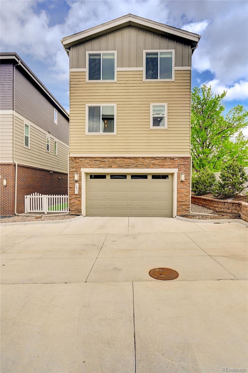 12891 E Caspian Place