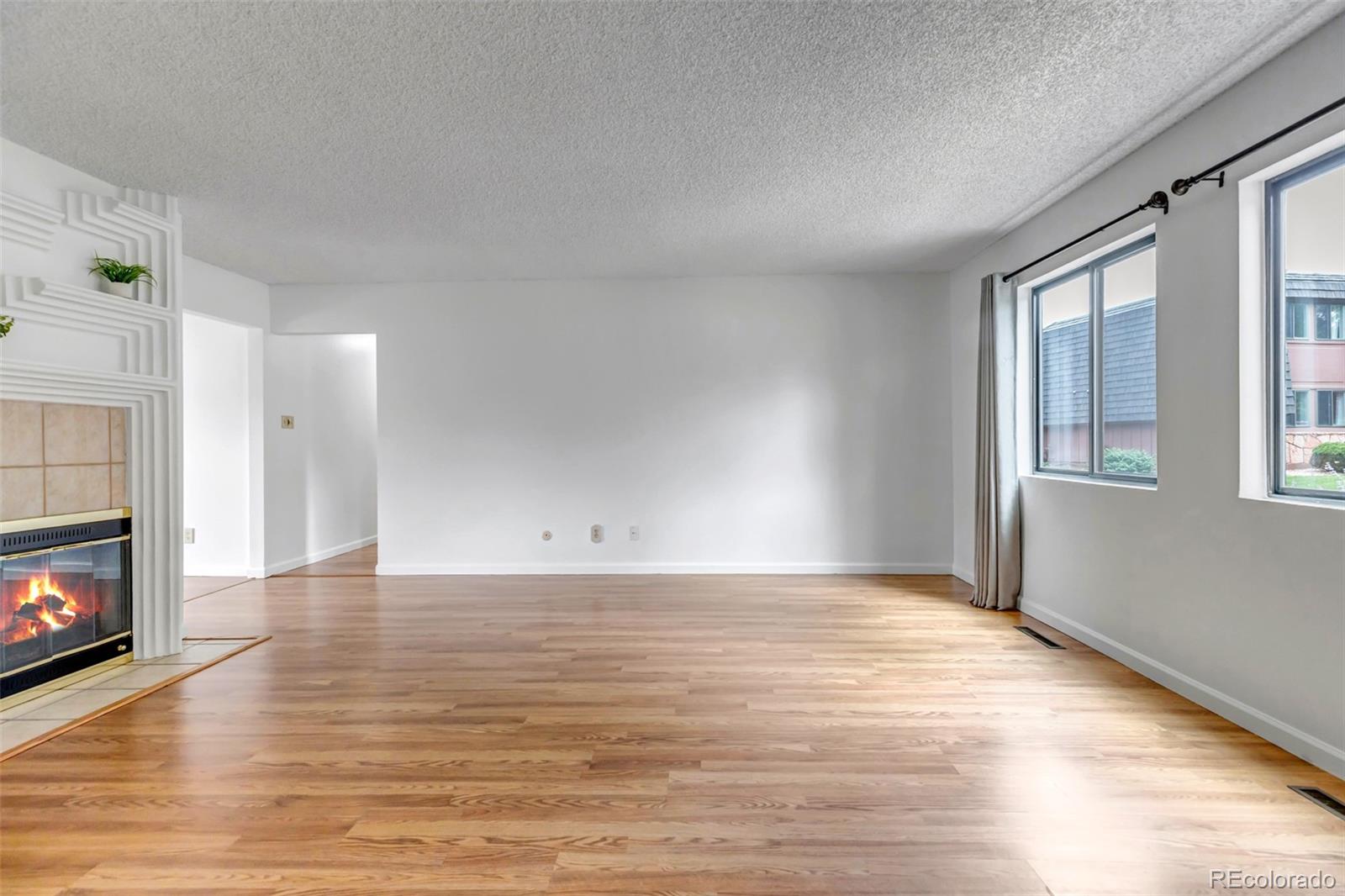2963 Mesa Road Unit: B