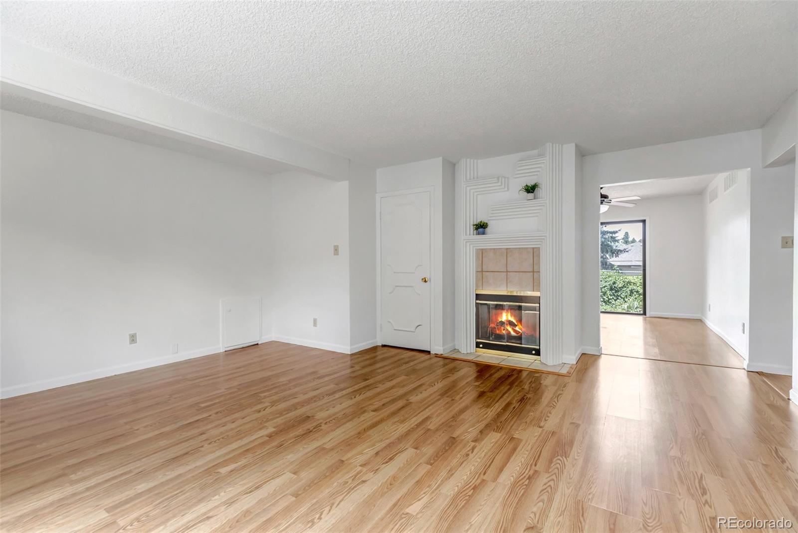 2963 Mesa Road Unit: B