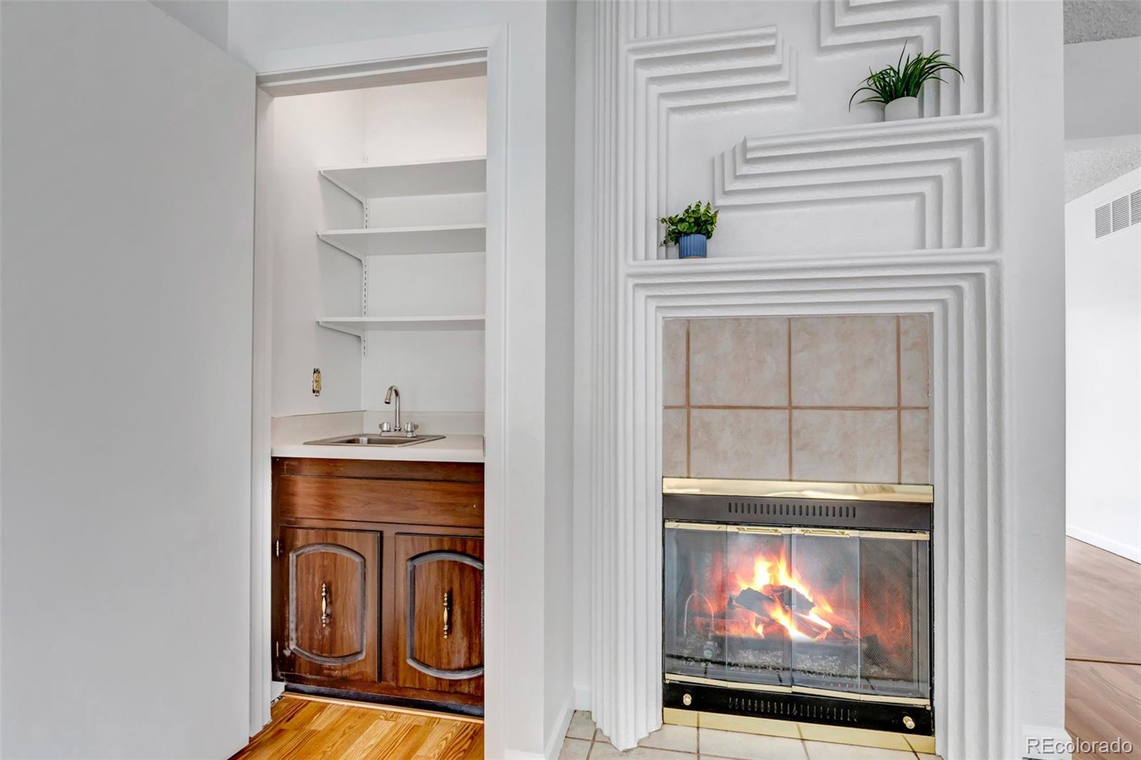 2963 Mesa Road Unit: B