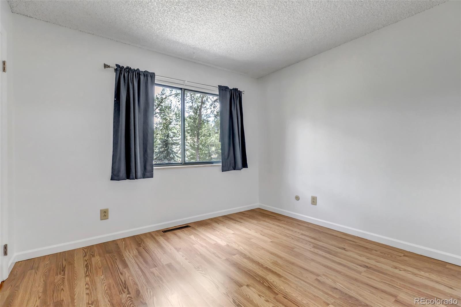 2963 Mesa Road Unit: B