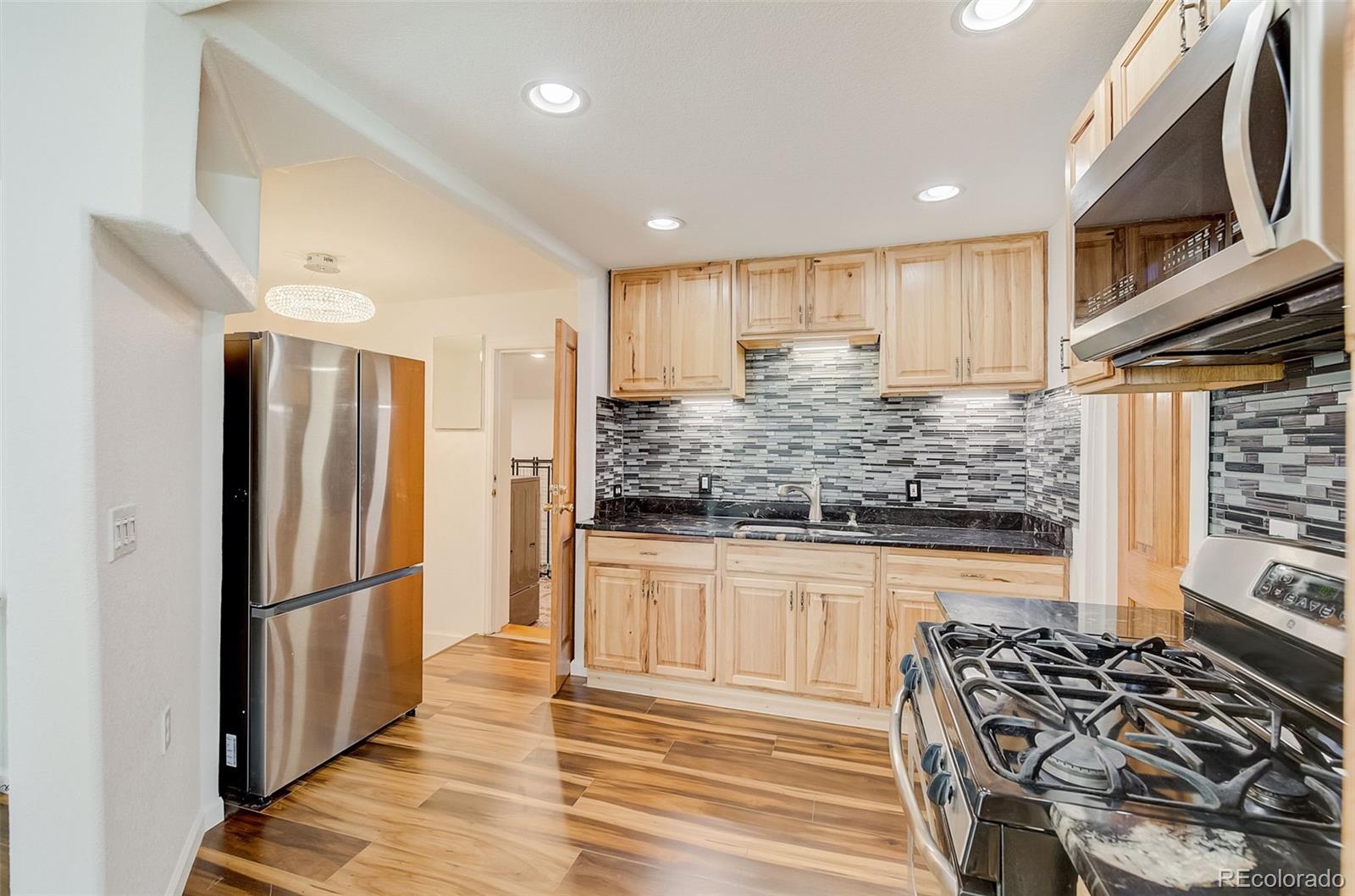 4460 Shoshone Street