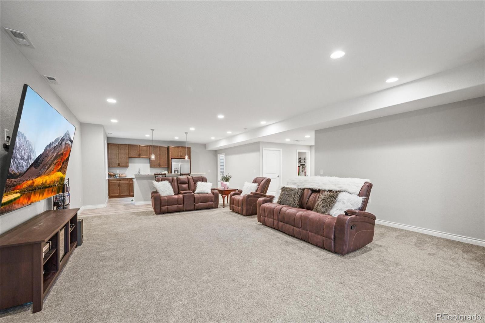 1240 Kenosha Drive