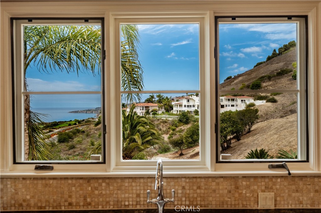 3231 Palos Verdes S