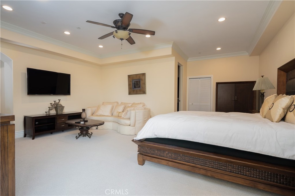 3231 Palos Verdes S