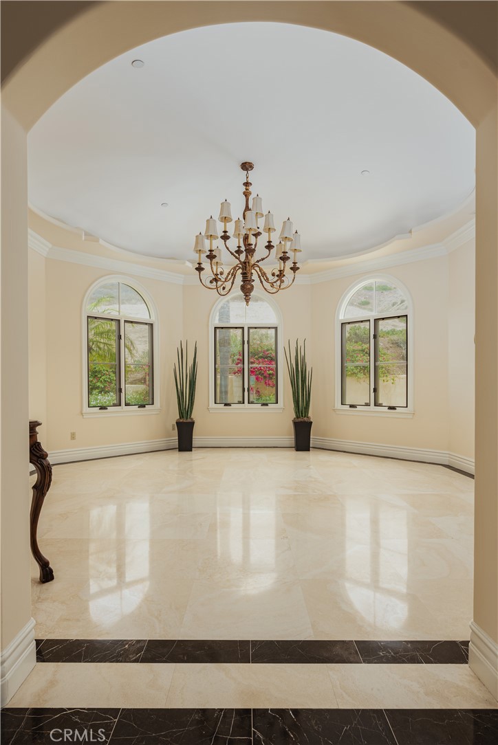 3231 Palos Verdes S