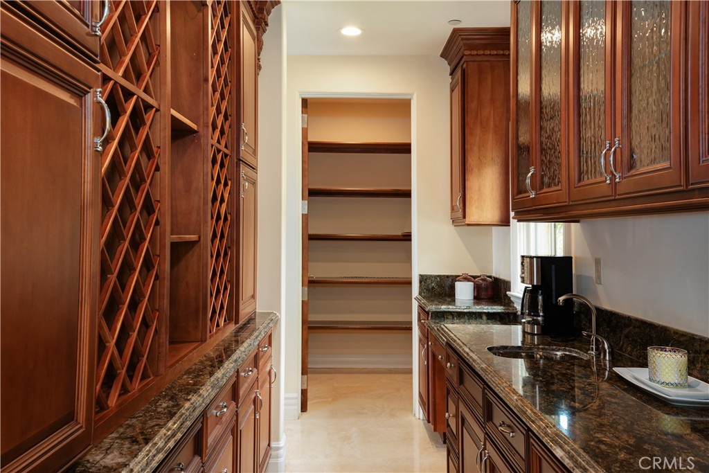 3231 Palos Verdes S
