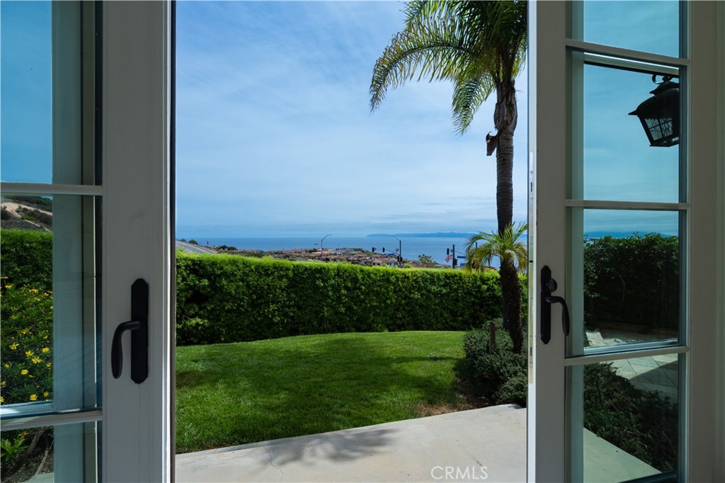 3231 Palos Verdes S