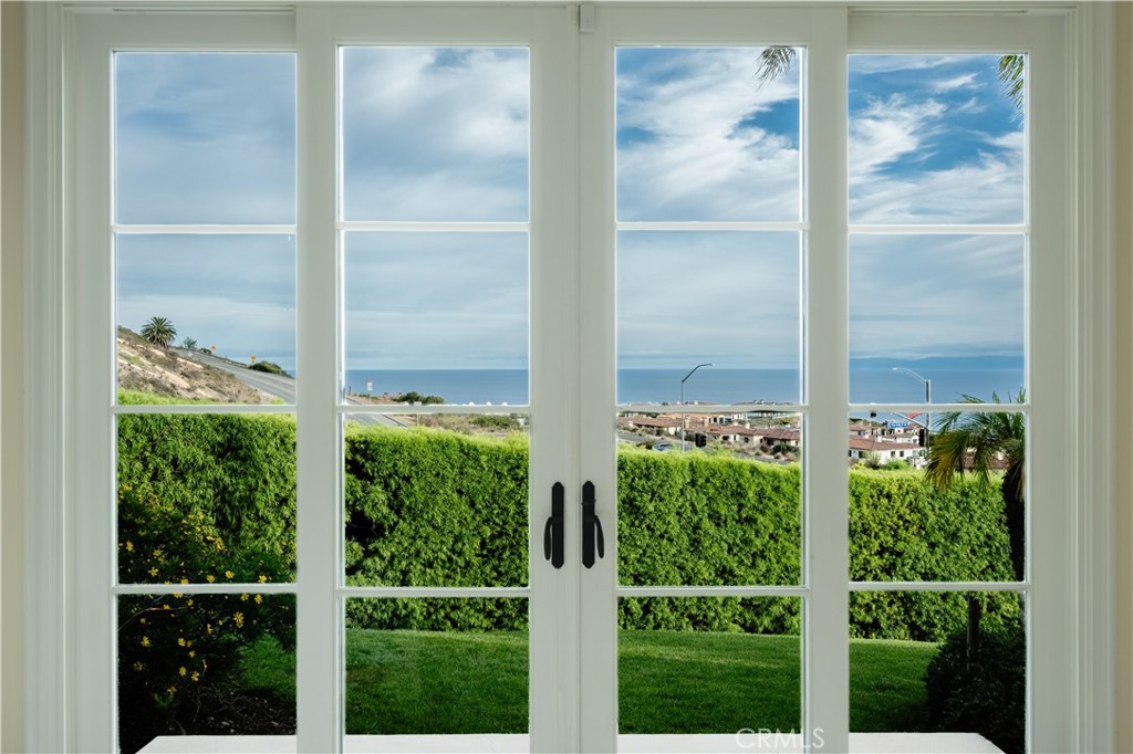 3231 Palos Verdes S