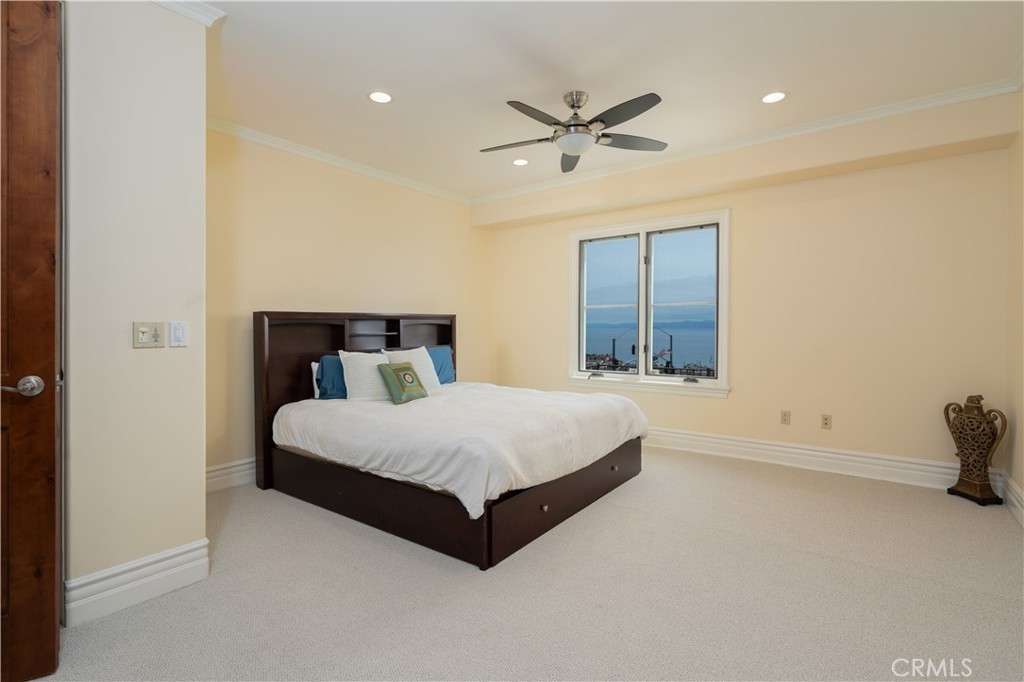 3231 Palos Verdes S
