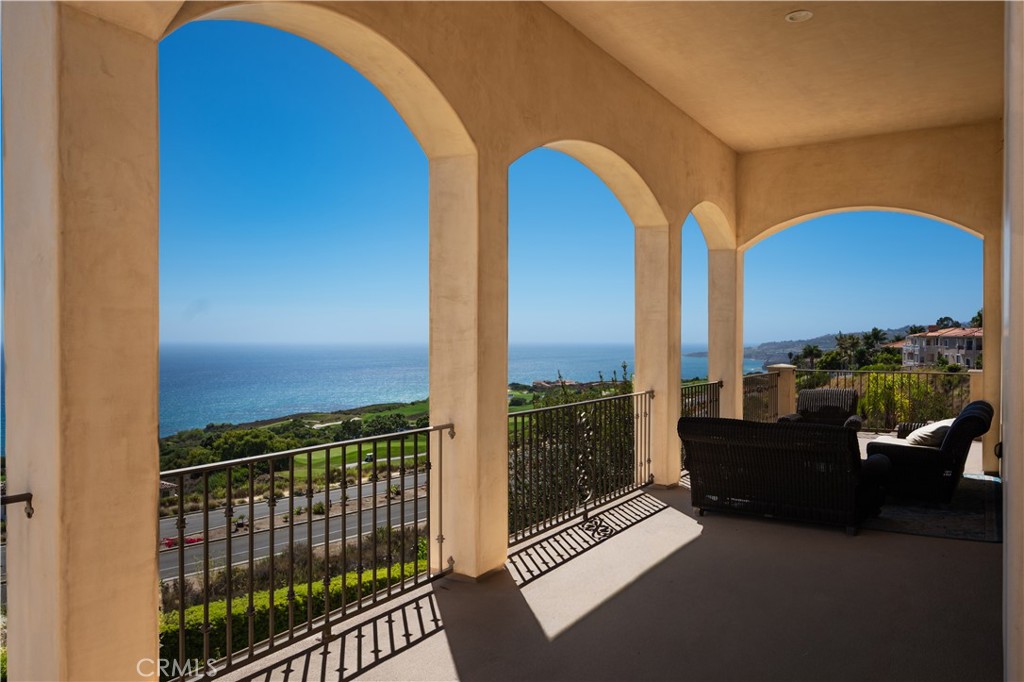3231 Palos Verdes S