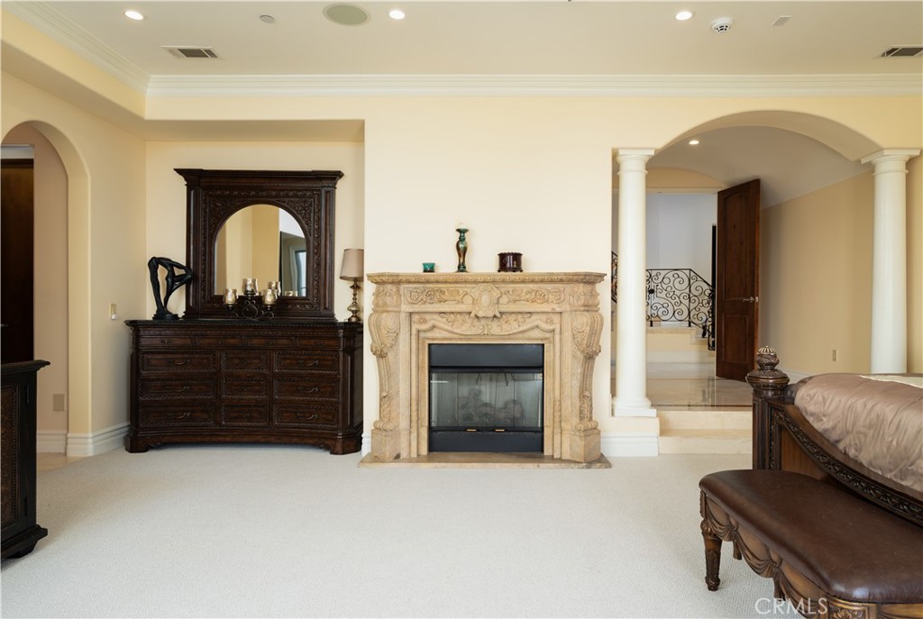 3231 Palos Verdes S