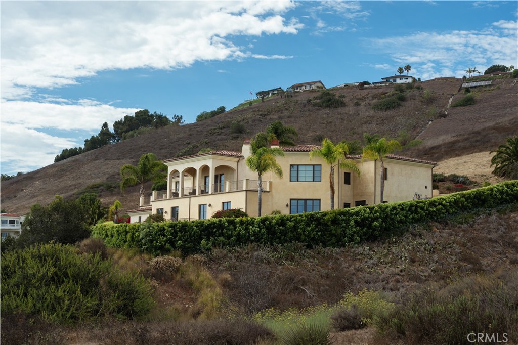 3231 Palos Verdes S