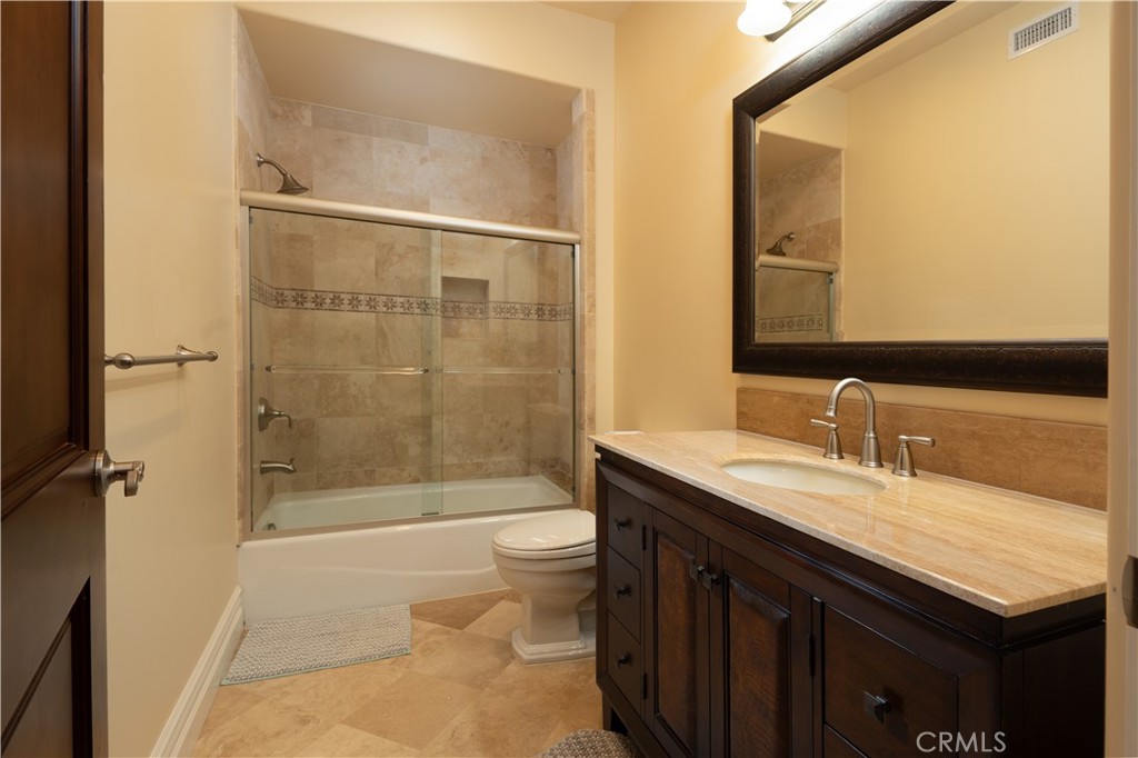 3231 Palos Verdes S