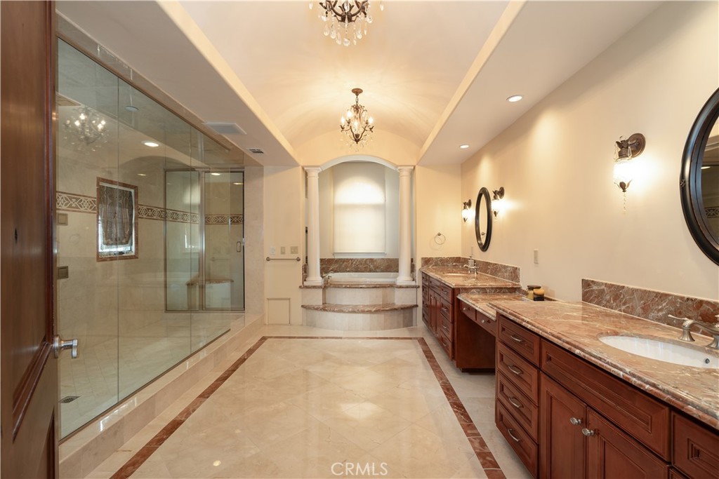 3231 Palos Verdes S