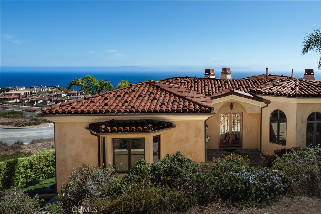 3231 Palos Verdes S