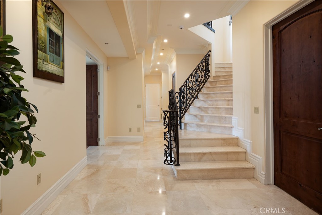 3231 Palos Verdes S