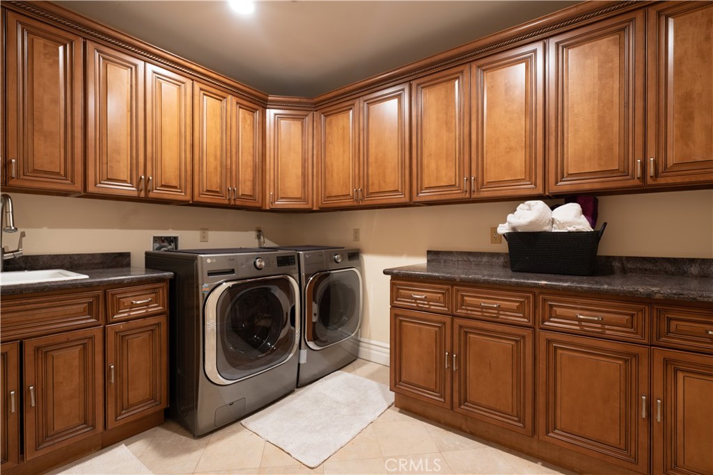 3231 Palos Verdes S