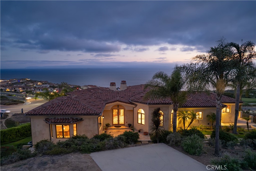 3231 Palos Verdes S