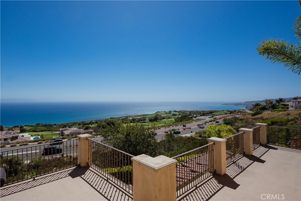 3231 Palos Verdes S