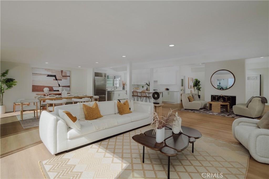 30129 Via Rivera