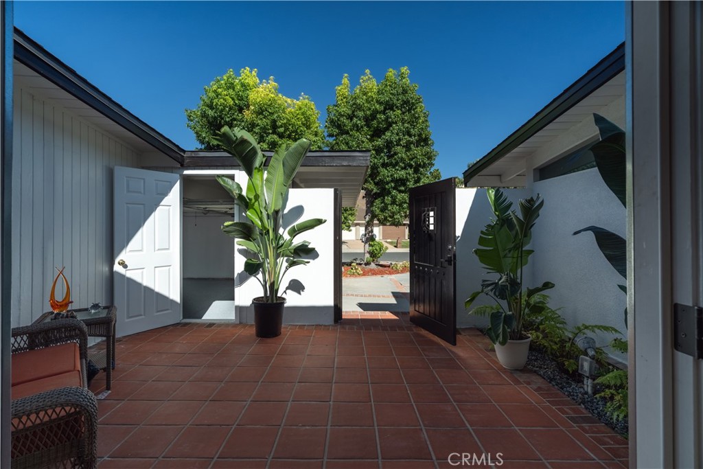 30129 Via Rivera