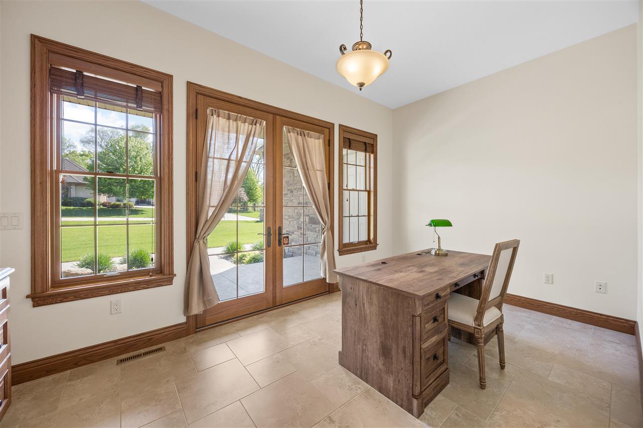 3009 Woodland Ridge Dr NE